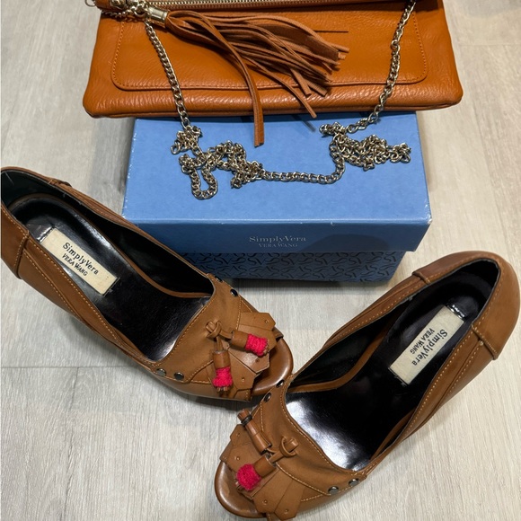 NWT! Simply Vera by Vera Wang Calf Colored Leather Heels - Picture 3 of 12